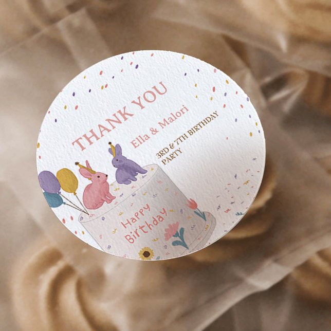 Adesivo Cute Rabbits on Cake Joint Birthday Sister  (Criador carregado)