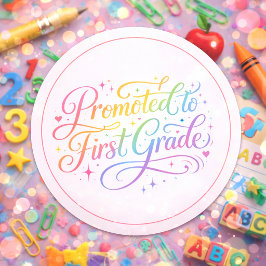 Adesivo Cute Rainbow “Promoted to First Grade” Design