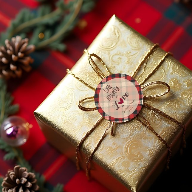 Adesivo Cute Red Classic Tartan Handmade with Love Quote  (Cute Red Classic Tartan Handmade with Love Quote Classic Round Stickers.)