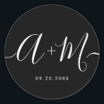 Adesivo Data de Casamento Personalizado do Script Monogram<br><div class="desc">Elevem seus detalhes de casamento com o texto branco do adesivo de Data de Casamento Personalizada do Monograma Minimalista. Este adesivo elegante e personalizado adiciona um toque de sofisticação à sua papelaria de casamento, permitindo que você mostre seu monograma e data de casamento de uma forma simples, mas impactante. O...</div>
