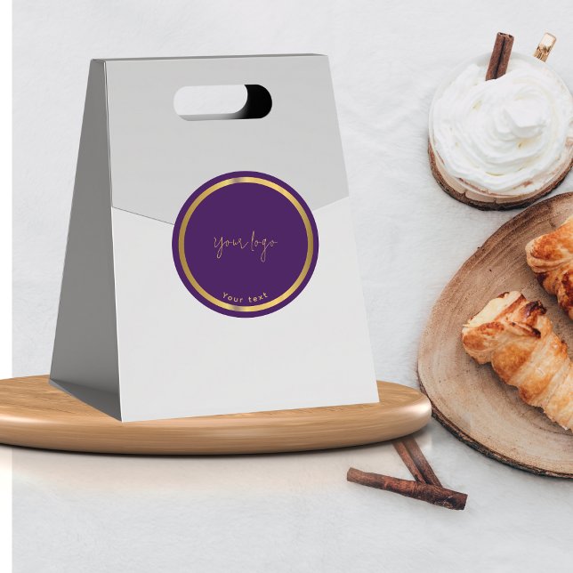 Adesivo de chocolate preto e dourado (Criador carregado)