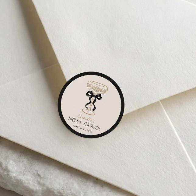 Adesivo de Favor do Círculo de Brunch Champagne Pr (Black Bows and Bubbly Bridal Shower Round Sticker)