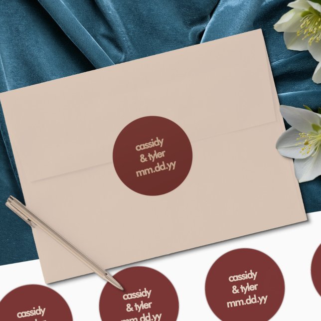 Adesivo de Selagem de Envelope de Noiva Rustico Ve (Bride & Groom name stickers from the Rustic Red Plaid Western Wedding Suite by Darling & May)