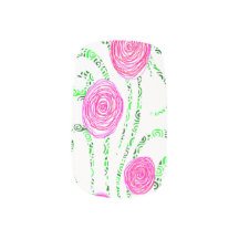 Vinhas Verdes e Flores Rosa