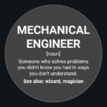 Adesivo Definição Mecânica de Funny de Engenheiro<br><div class="desc">Mecânico Engenheiro Engraçado Definição: Alguém que resolve problemas que você não sabia que tinha de maneiras que você não entende. Veja também: mago</div>