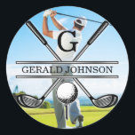 Adesivo Design de Monograma de Golf Personalizado<br><div class="desc">Personalizar minimalista seu Design de Monograma de Golfe de Imagem de Edward Eksi. Fácil modificação de INICIAIS e TEXTOS para suas necessidades.</div>