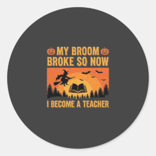 Adesivo Design engraçado de professora de Halloween vassou