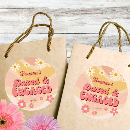 Adesivo Deslumbrada e comprometida groovy retro daisy desp