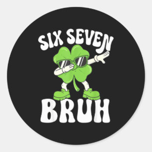 Adesivo Divertido dia de São Patrício seis sete bruh trevo