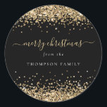 Adesivo Dourada Glitter Borders Nome Merry Christmas Black<br><div class="desc">Dourada Glitter Borders Nome Feliz Natal Preto. Um brilho na borda está no topo e no fundo, e Feliz Natal está em um script de escrita manual em preto clássico. Personalize facilmente o texto para seus próprios detalhes. Você também pode alterar as cores do texto e do plano de fundo...</div>