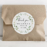 Adesivo Dourado Confetti Eucalyptus Obrigado Favor Do Casa<br><div class="desc">Este obrigado de eucalipto de ouro que você fez para o casamento... é perfeito para um casamento rústico. O design apresenta uma folhagem verde de aqualyptus com dourado confetti. Faça com que a etiqueta do adesivo seja sua, incluindo seus nomes, o evento (se aplicável) e a data. Esses adesivos podem...</div>