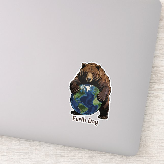 Adesivo Earth Day Bear Hugging Planet Design (Detalhe)