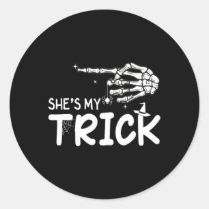 Adesivo Ela é minha Casal de truques Skeleton Halloween