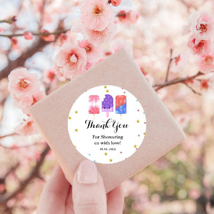 Adesivo Ela está pronta para Chá de fraldas pop