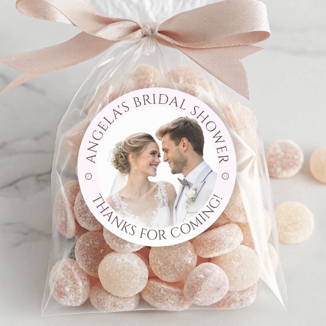 Adesivo Elegante Tender Pink Your Photo Chá de panela (Elegant Tender Pink Your Photo Bridal Shower Classic Round Sticker)