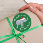 Adesivo Elephant Christmas Cute Custom From Family Gift<br><div class="desc">Bons animais de férias são minha parte favorita do Natal. Um belo elefante vestindo um chapéu vermelho de Papai Noel e parecendo feliz. Este adesivo de elefante verde personalizado me enche com o espírito de Natal.</div>