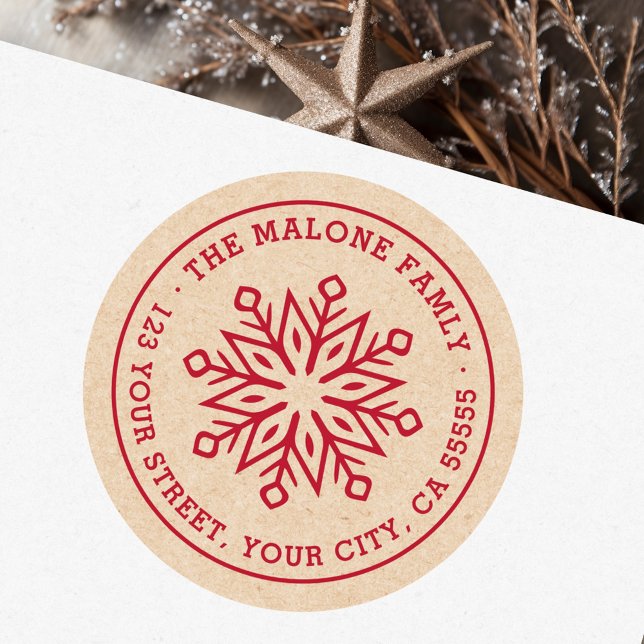 Adesivo Endereço de retorno mínimo moderno do floco de nev (Modern minimal snowflake red Kraft return address Classic Round Sticker)
