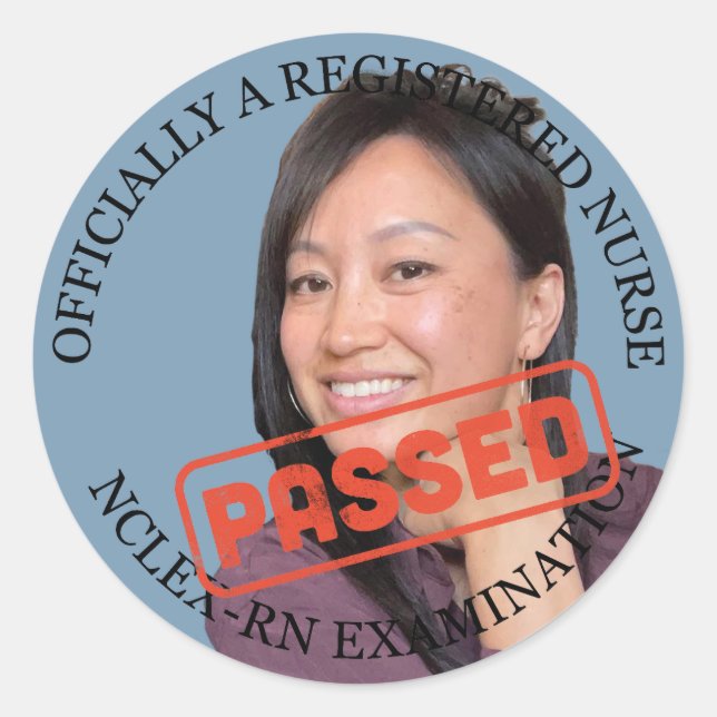 Adesivo enfermeiro personalizado com 3 polegadas passado n (Frente)