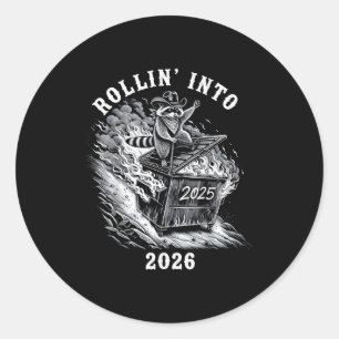 Adesivo Entrando em 2026 Guaxinim Engraçado Fogo do Lixo 2