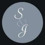 Adesivo Envelope Casado Marcado - Folga azul<br><div class="desc">Slate o selo azul com as iniciais da noiva e do noivo. Se você quiser ver este design em outro estilo ou me enviar um e-mail colorido em orchardgreetings@gmail.com. Eu ficaria feliz em ajudá-lo.</div>