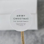 Adesivo Envelope Chic Merry Christmas Return<br><div class="desc">Estes adesivos de envelope de endereço de Feliz Natal são perfeitos para um cartão de feriado moderno ou envelope de convite. O simples design apresenta uma tipografia clássica minimalista a preto e branco com um toque rústico. Personalizável em qualquer cor. Mantenha o design mínimo e elegante, como está, ou personalize-o...</div>