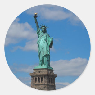 Adesivo Estátua da Liberdade contra um céu azul