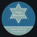 Adesivo Estrelo de Mensagens de Presente de David Hanukkah<br><div class="desc">Melhor Prêmio de hoje - 7 de outubro de 2010 Uma Estrela de David esboçada por pontos brancos serve como quadro para sua mensagem pessoal de feriado. Que adesivo de Chanucá excelente para colocar presentes para o professor do seu filho, o carteiro, o porteiro ou o entregador. Disponível em cores...</div>
