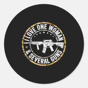 Adesivo Eu amo uma mulher & várias armas marido engraçado 