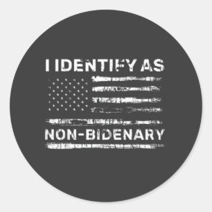 Adesivo Eu me identifico como T-Shirt Anti-Biden Não-Biden