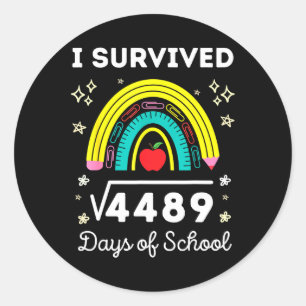 Adesivo Eu Sobrevivi 67 Dias De Escola Estudante Quadrado 