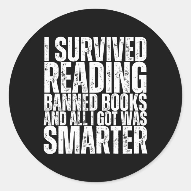 Adesivo Eu Sobrevivi Ao Ler Livros Banidos E Tudo O Que Eu (Frente)