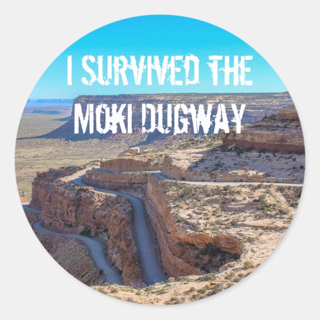 Adesivo Eu Sobrevivi ao Vedante Moki Dugway (Frente)
