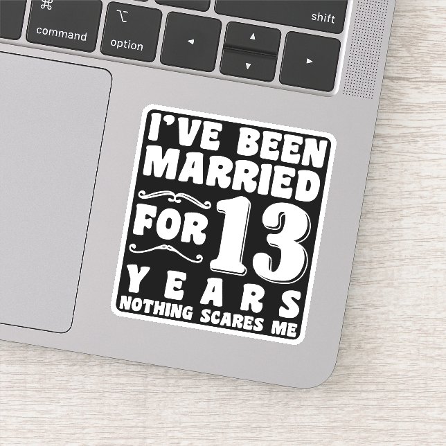 Adesivo Eu sou casado há 13 anos no aniversário de casamen (Detalhe)