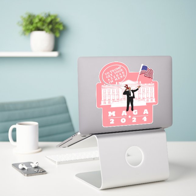 ADESIVO EU TRUMP SERVIÇO SECRETO (Laptop na mesa)
