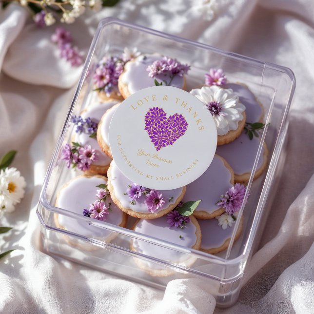 Adesivo Exquisite Floral Gorgeous Purple and Gold Effect  (Exquisite Round Stickers with Floral Design in Purple and Gold Effect with the Phrase Love & Thanks.)