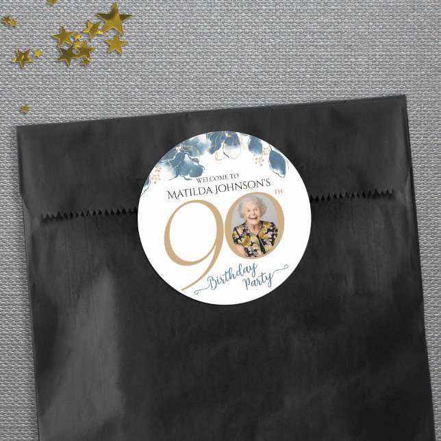 Adesivo Favor da Festa de aniversário Floral Elegante (Elegant Floral 90th Birthday Party Favor Classic Round Sticker)