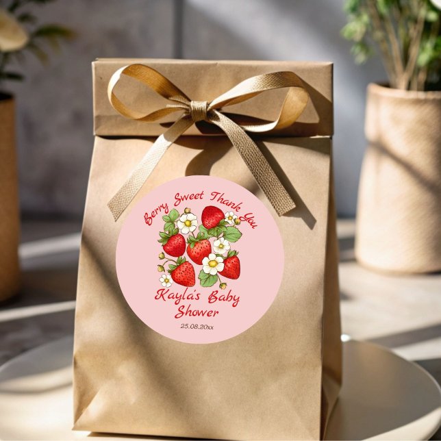 Adesivo Favor de chá de bebê doce de morango (Berry sweet strawberry baby shower thank you favor stickers baby shower favors)
