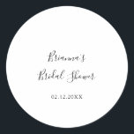 Adesivo Favor de Chá de panela Simples e Minimalista<br><div class="desc">Este simples chá de panela minimalista de adereços é perfeito para um chá de casamento moderno. O design simples e elegante apresenta a tipografia de scripts clássicos e ricos em preto e branco.</div>