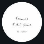 Adesivo Favor de Chuveirinho de Noiva Minimalista Simples<br><div class="desc">Este adesivo de favor de chuveirinho de noiva minimalista simples é perfeito para um chuveirinho de noiva moderno. O design simples e elegante apresenta tipografia clássica e sofisticada em preto e branco.</div>