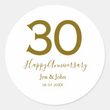 Feliz 30º aniversário nome data letras douradas em