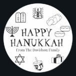 Adesivo Feliz Hanukkah, preta e branco, pelo presente<br><div class="desc">Feliz Hanukkah,  personalize o nome da família,  favoreça adesivos Feliz Hanukkah,  Feliz Chanukah,  Hanukkah Sameach!,  Chag Sameach!,  Chag Urim Sameach! Preto e Branco</div>