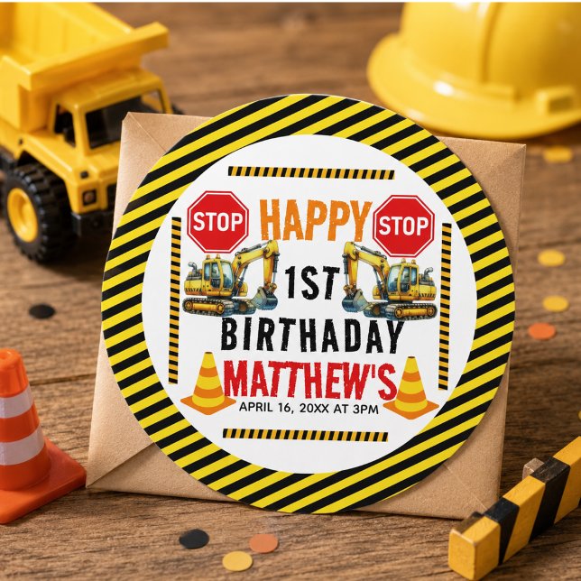 Adesivo Festa de 1º Aniversário do Caminhão de Construção (Construction Dump Truck 1st Birthday Party Classic Round Sticker)