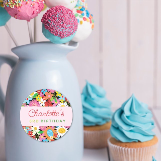 Adesivo Festa de aniversário de Jardim das Flores de prima (Whimsical Colorful Spring Flowers Garden Girl's Birthday Party Favor Round Sticker @ fat_fa_tin)