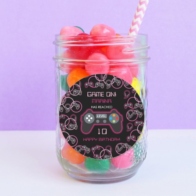 Adesivo Festa de aniversario de meninas Neon Pink do Jogo  (Video Game Neon Pink Girls Birthday Party Classic Round Sticker)