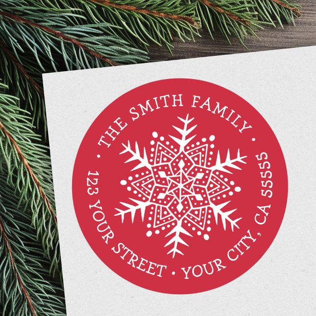 Adesivo Floco de neve branco Endereço vermelho de Natal (Whimsical snowflake Christmas red return address Classic Round Sticker)