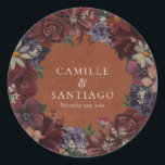 Adesivo Floral Terracota Rústica<br><div class="desc">Complete os detalhes do seu casamento com este adesivo redondo floral de terracota rústica. Perfeito para selar envelopes,  sacos de lembranças ou caixas de presentes,  apresenta tons terrosos aconchegantes com florais românticos. Personalize com seus nomes e data e explore nossa coleção para mais papelaria e lembranças correspondentes.</div>