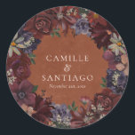 Adesivo Floral Terracota Rústica<br><div class="desc">Complete os detalhes do seu casamento com este adesivo redondo floral de terracota rústica. Perfeito para selar envelopes,  sacos de lembranças ou caixas de presentes,  apresenta tons terrosos aconchegantes com florais românticos. Personalize com seus nomes e data e explore nossa coleção para mais papelaria e lembranças correspondentes.</div>
