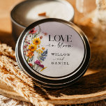 Adesivo Flores Presas Vinhetas de Casamento de Flores Selv<br><div class="desc">Coloque esses adesivos correspondentes em seus favores,  guloseimas,  presentes,  envelopes e muito mais! Esta design apresenta um arranjo de flores silvestres coloridas e realísticas escolhidas manualmente,  juntamente com uma adorável combinação de fontes modernas e elegantes. Veja a coleção inteira para mais itens correspondentes!</div>