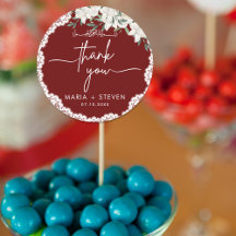 Flores vermelhas e casamento muçulmano de rendas