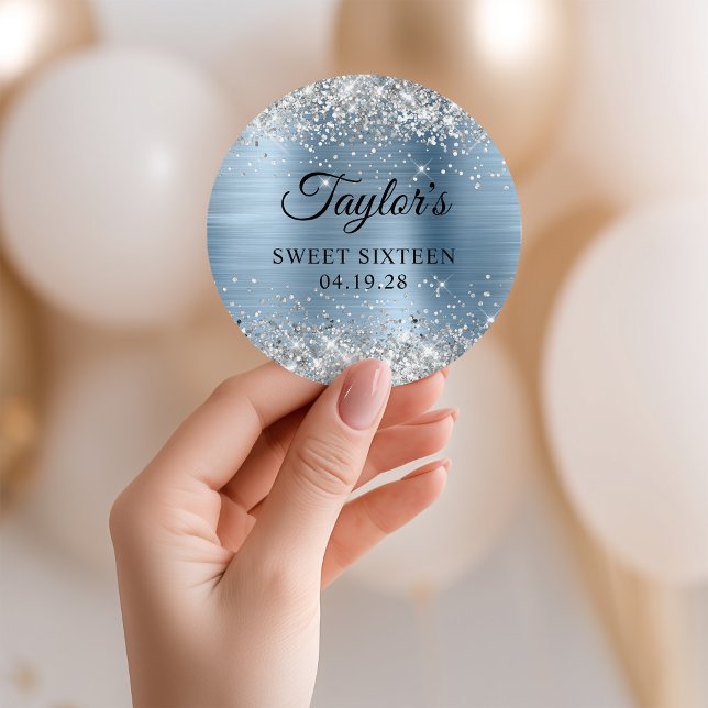 Adesivo Folha Azul Claro De Silver Glitter Doce Dezesseis (Silver Glitter Light Blue Foil Sweet Sixteen Classic Round Sticker)